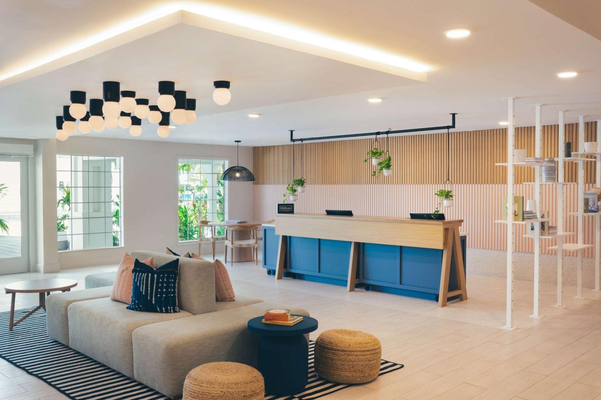 Hampton By Hilton Grand Cayman Seven Mile Beach George Town Luaran gambar